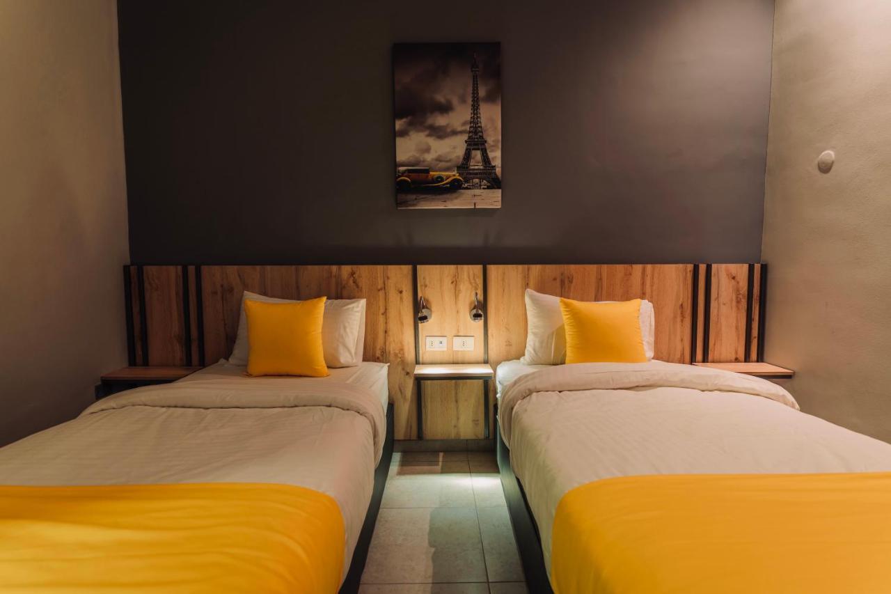 Baden Hotel Suites Amman Buitenkant foto
