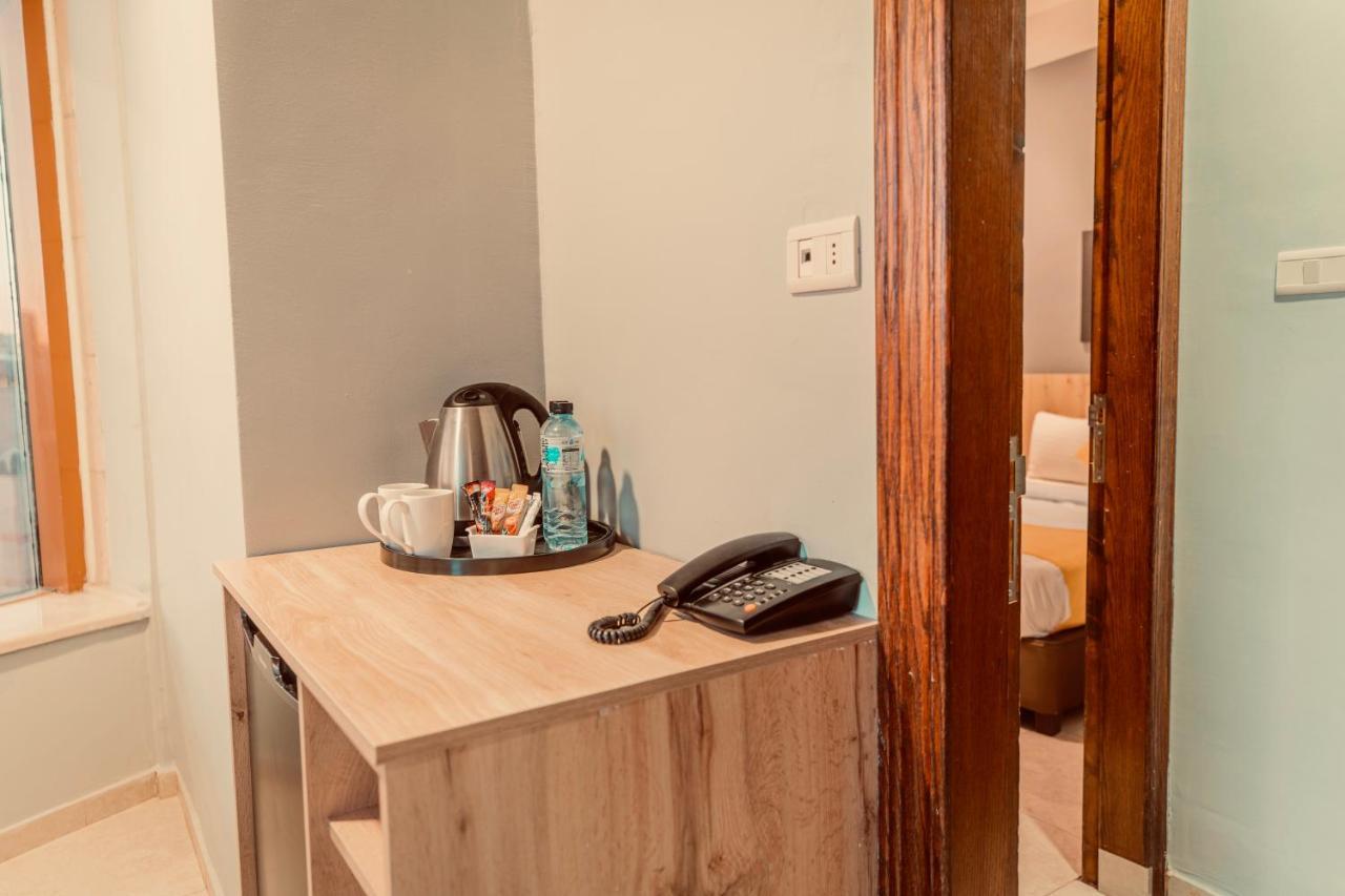 Baden Hotel Suites Amman Buitenkant foto