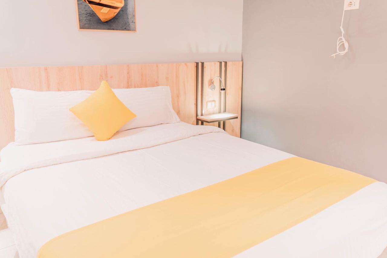 Baden Hotel Suites Amman Buitenkant foto