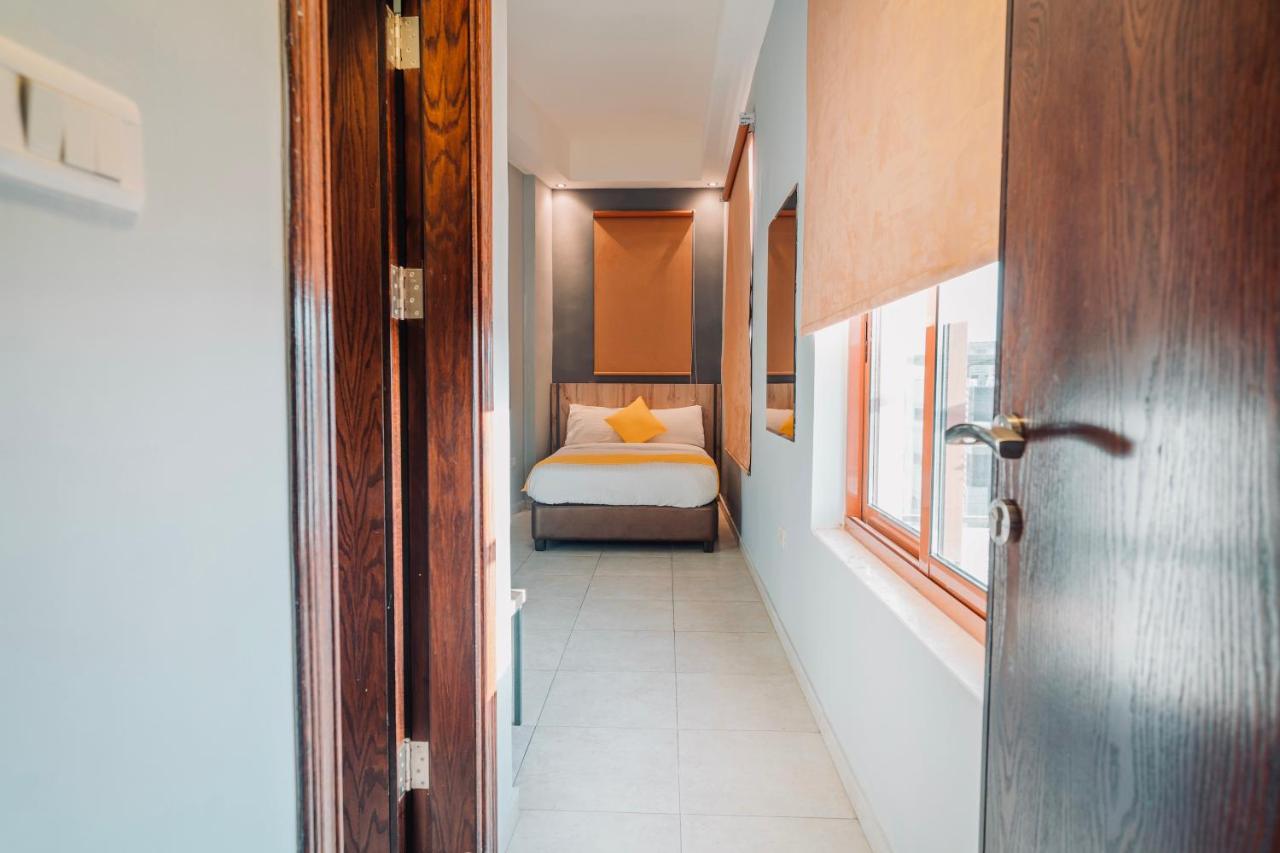 Baden Hotel Suites Amman Buitenkant foto