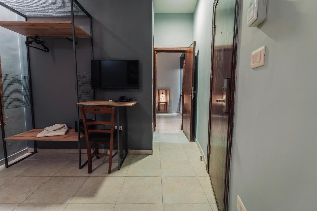 Baden Hotel Suites Amman Buitenkant foto