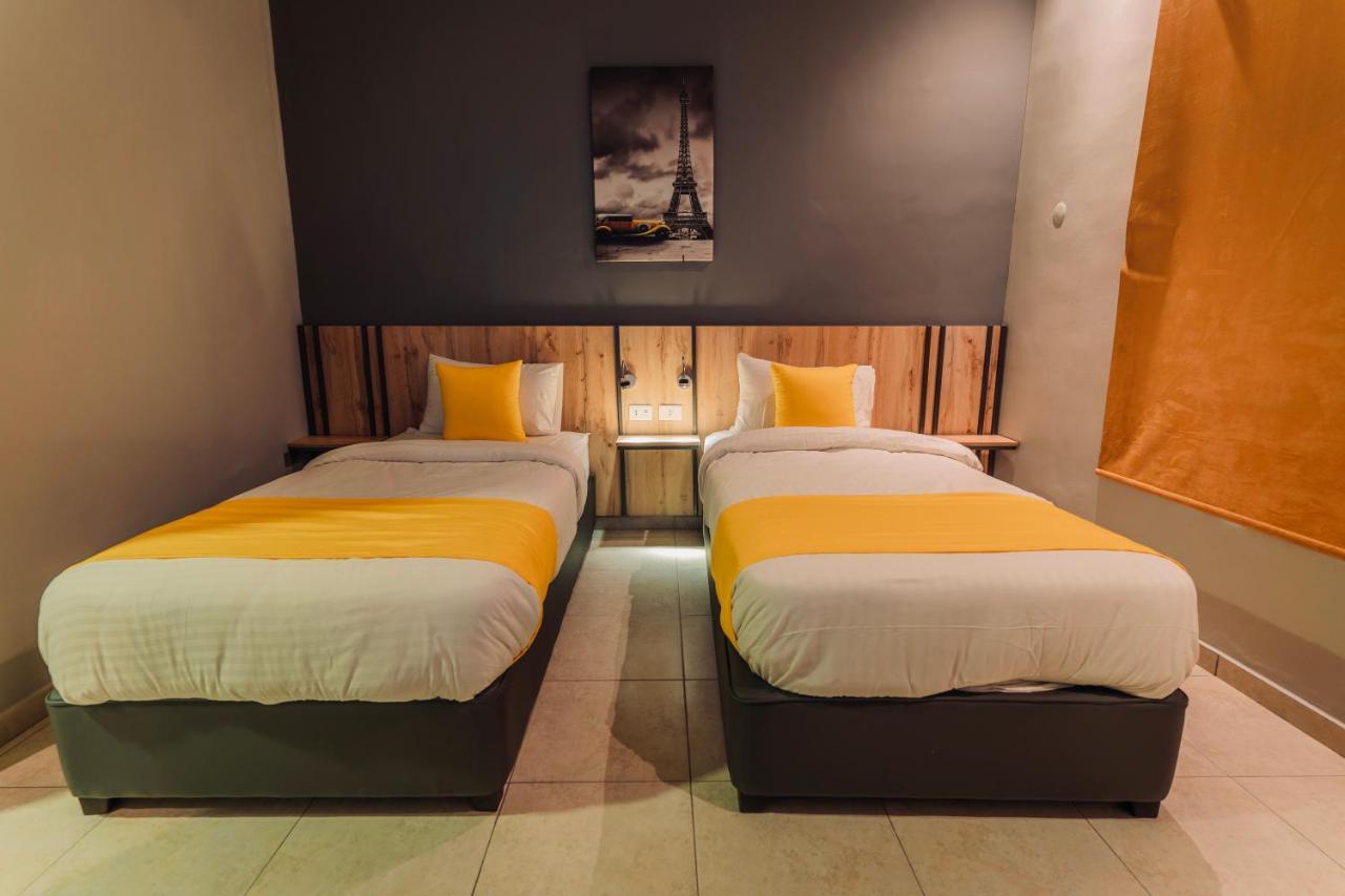 Baden Hotel Suites Amman Buitenkant foto