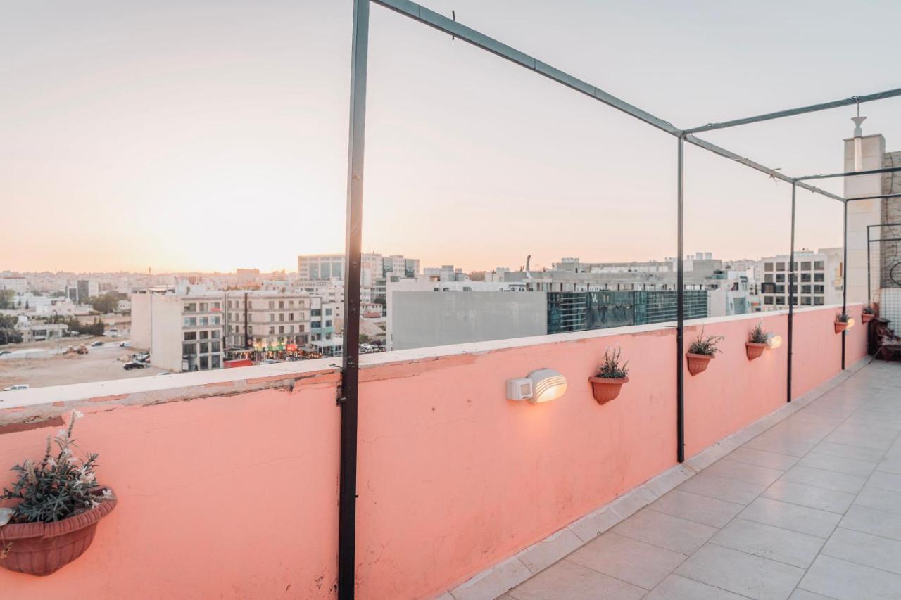 Baden Hotel Suites Amman Buitenkant foto