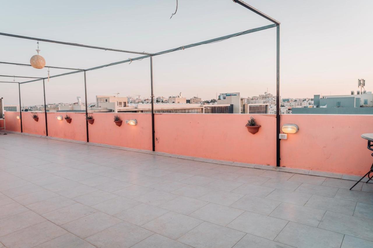Baden Hotel Suites Amman Buitenkant foto