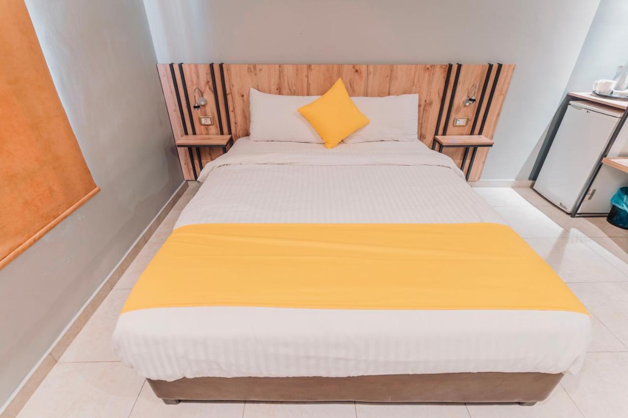 Baden Hotel Suites Amman Buitenkant foto