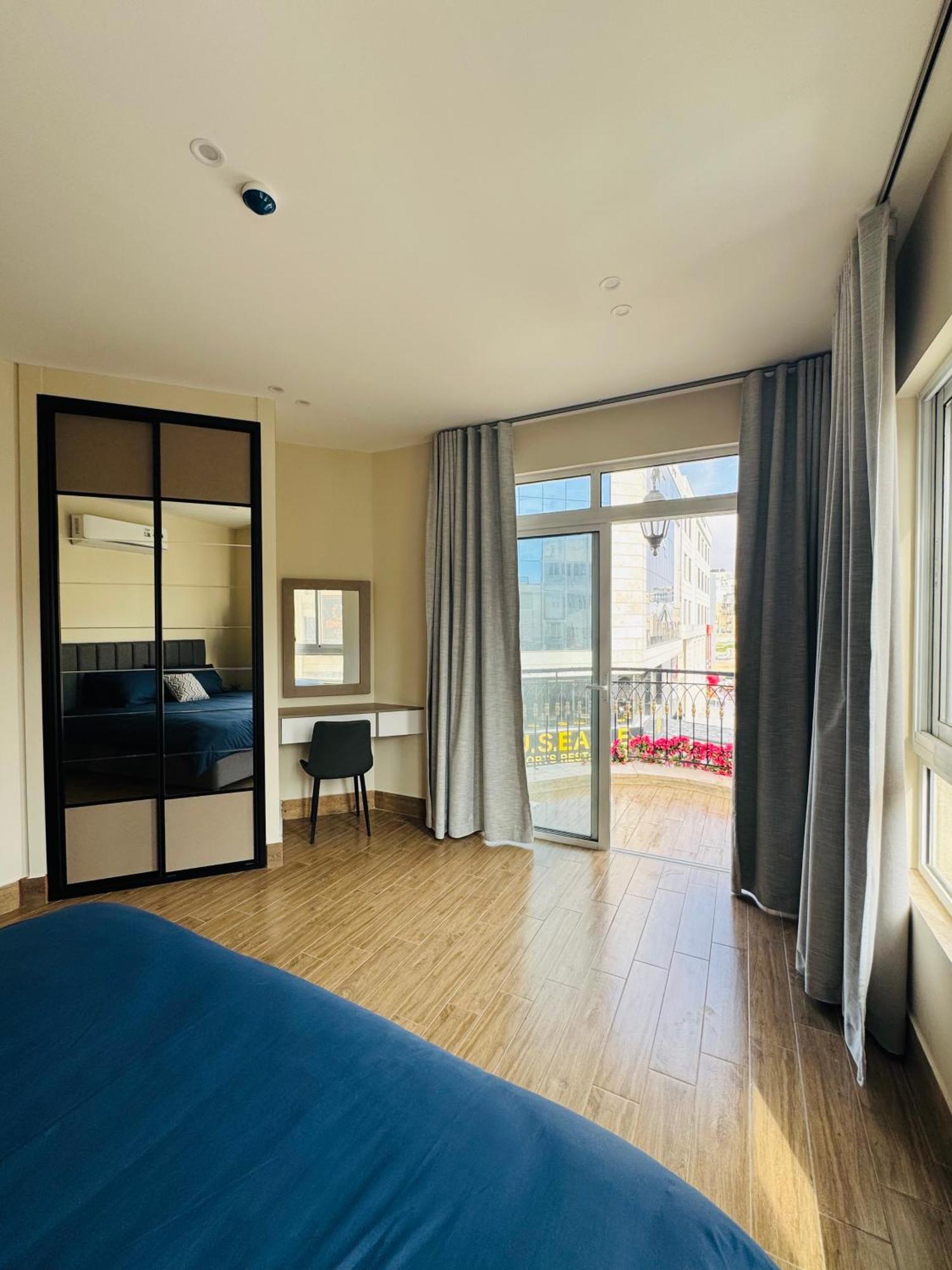 Baden Hotel Suites Amman Buitenkant foto